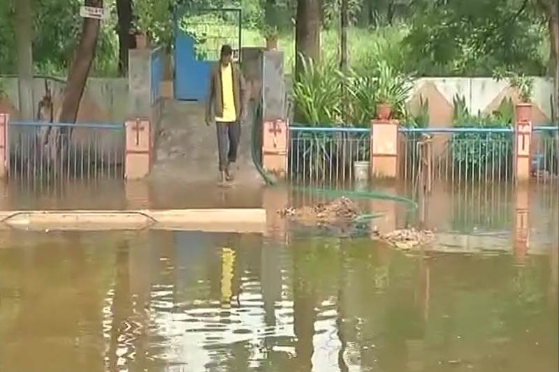 hyderabad rains, hyderabad monsoon, hyderabad rain, rain in hyderabad, monsoon in hyderabd, hyderabad floods, india news