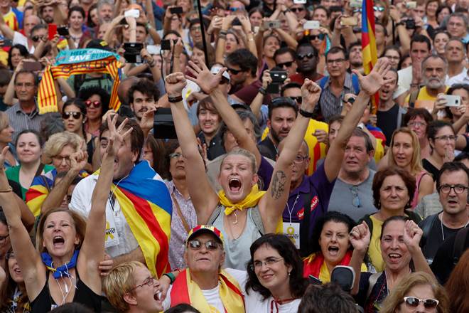 catalan parliament, independent catalan, catalonia independence, independence of catalonia catalan parliament, independent catalan, catalonia independence, independence of catalonia
