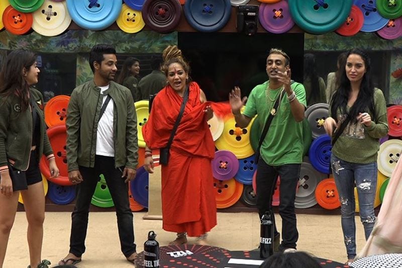 Bigg Boss 11, Bigg Boss, Bigg Boss contestant, Bigg Boss captain, Salman Khan, Vikas gupta, Hina Khan, Arshi Khan, Sshivani, Puneesh Sharma
