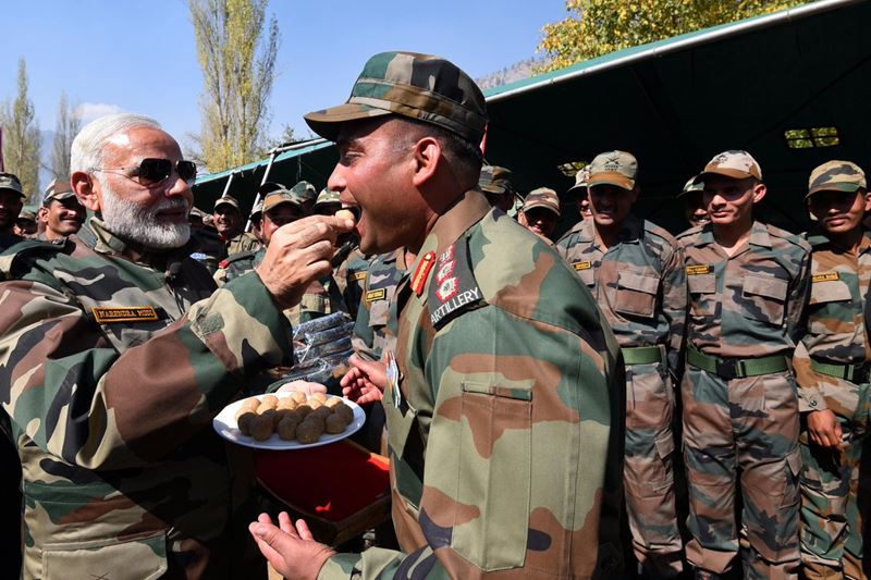 narendra modi, narendra modi diwali celebration, diwali 2027, diwali with jawans, diwali celebration, narendra modi pics, narendra modi diwali pics, diwali pics, Armed Forces, Prime Minister, Air Force Day, union government