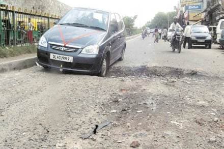 delhi pollution, pollution in delhi, delhi, delhi roads, delhi Environment Pollution, delhi dust control measures, delhi news, pollution control board, Anand Vihar, Ghaziabad, Bhiwadi