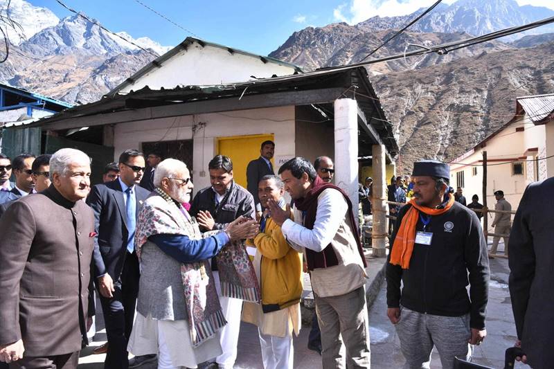 Modi in Kedarnath, narendra modi in Kedarnath, narendra modi Kedarnath visit, PM Modi in Kedarnath, Kedarnath visit, modi in Kedarnath, Narendra Modi, PM Modi lays foundation stones in kedarnath, uttarakhand flash floods, Modi in uttarakhand, PM Modi uttarakhand visit, narendra modi in uttarakhand, uttarakhand cm, Himalayan shrine, modi at Himalayan shrine, PM Modi at Himalayan shrine