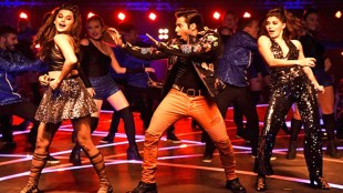 Judwaa 2 box office collections, Judwaa 2 box office collections news, Judwaa 2 box office collections 9th highest grosser of 2017, Baahubali 2 – The Conclusion, Raees, . Toilet – Ek Prem Katha, Tubelight, Jolly LLB 2, Badrinath Ki Dulhania, Kaabil, Baadshaho