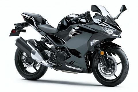 Kawasaki Ninja 400 and Z900RS unveiled at Tokyo Motor Show