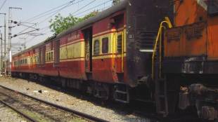 winter, winter in India, old train coaches, homeless shelters, old train coaches into homeless shelters, shelter for poor, railway coaches, shelter for homeless 