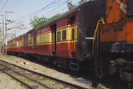 winter, winter in India, old train coaches, homeless shelters, old train coaches into homeless shelters, shelter for poor, railway coaches, shelter for homeless 