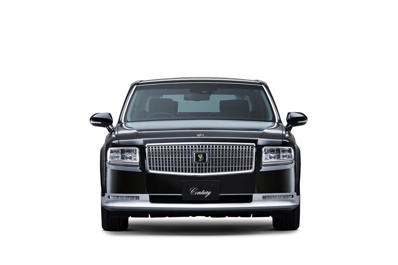 The heritage of the Toyota Century sedan can be seen at first glance from the front of the vehicle where the grille, lamps, and other elements blend seamlessly together creating a simple and modern aesthetic. The front grille of the sedan has a dual structure with a crown pattern applied behind the vertical grid and clearance lamps. The combination of three projector headlamps and LED Array gives the Century a clear and distinctive appearance.