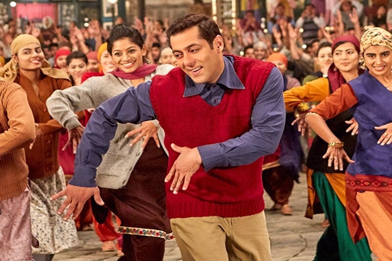 Judwaa 2 box office collections, Judwaa 2 box office collections news, Judwaa 2 box office collections 9th highest grosser of 2017, Baahubali 2 – The Conclusion, Raees, . Toilet – Ek Prem Katha, Tubelight, Jolly LLB 2, Badrinath Ki Dulhania, Kaabil, Baadshaho