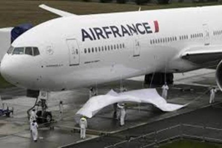 Air France A380, emergency landing Air France, Air France, Air France damaged engine, Air France in Canada