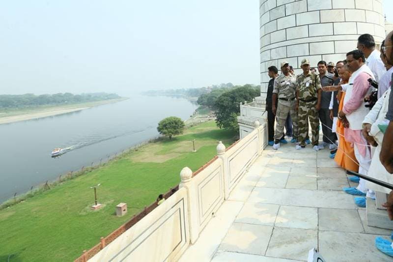 adityanath taj visit, yogi adityanath taj mahal visit, adityanath in taj, adityanath taj news, adityanath taj visit, adityanath in agra, up cm, sangeet som, Vinay Katiyar, adityanath in taj, taj news, taj mahal news, taj mahal controversy