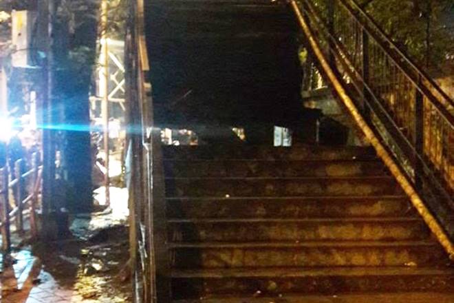 Elphinstone tragedy, foot over bridge, Charni Road railway station Elphinstone tragedy, foot over bridge, Charni Road railway station