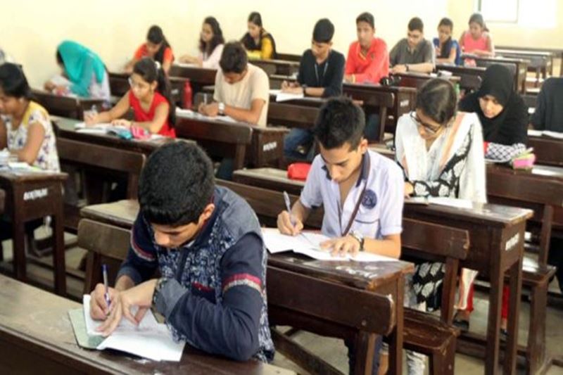 Maharashtra CET 2018 Syllabus: Maharashtra CET 2018 Syllabus: If you are preparing for the Maharashtra Common Entrance Test (MHT CET) examination, then here is an important notification that you cannot afford to miss. The Directorate of Technical Education (DTE), Maharashtra has announced some changes in the exam syllabus and pattern. The changes will be implemented from the next year. The exam, which is conducted once in a year, grants admission to candidates in BE, BTech, BPharma and PharmD courses in the state. The examination pattern varies slightly with the course, a candidate wishes to seek admission in and till now, the exam syllabus was entirely based on class 12 syllabus of HSC Board (Maharashtra). Since there are no previous question papers to refer to get an idea of how the questions will be, there is unpredictability and nervousness among the students. However, one can prepare better, if one is well aware of changes introduced. (IE)