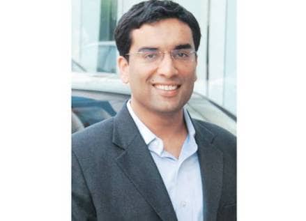 Paisabazaar, Naveen Kukreja, Disbursing loans