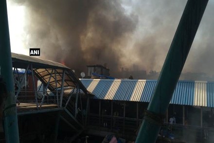 Bandra Fire, Bandra Station Fire in Mumbai, Mumbai Fire News, Bandra Station Fire, Fire in Bandra, Bandra Fire Today, Fire in Mumbai Today, behrampada mumbai, mumbai fire accident