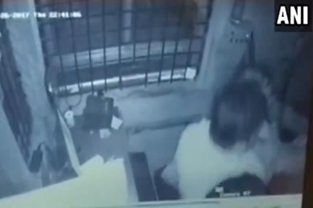 Sangeeta Charel, Vibek Charel, toll plaza employee, mla thrases toll plaza employee. toll plaza employee thrashed by mla