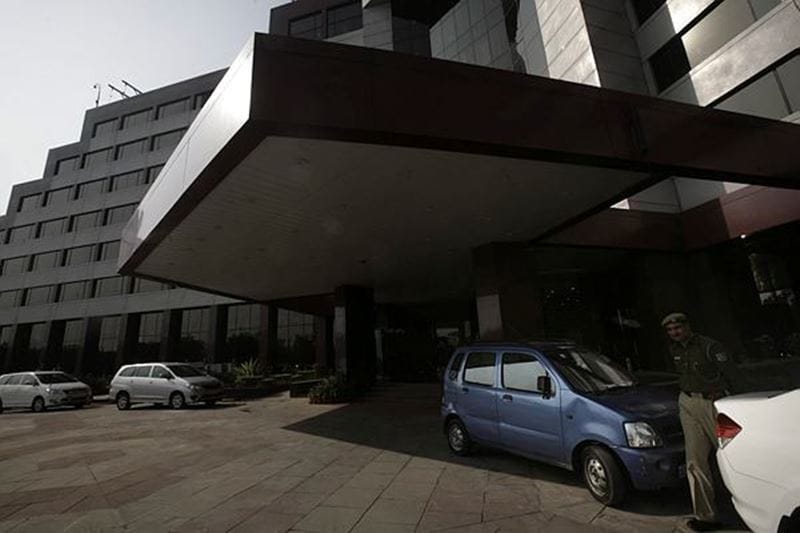 Delhi Chief Minister Arvind Kejriwal car at Delhi Secretariat in New Delhi on Saturday. (IE)