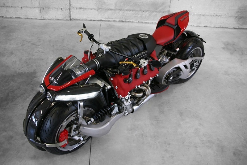 Top speed hasn’t been announced but if the Tomahawk’s 320-plus-kph figure is any indicator, the LM847 should be in the same ballpark.