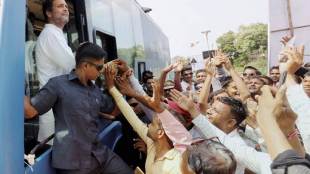 Rahul Gandhi in Gujarat, Rahul Gandhi in Gujarat Today, Rahul Gandhi in Gujarat live, Rahul Gandhi Gujarat Congress, Gujarat Congress, Gujarat Election 2017, rahul gandhi gujarat, rahul gandhi gujarat, pm narendra modi, pm modi, gujarat polls, gujarat polls date, gujarat election date