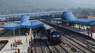 railways station upgradation plans, railways upgradation plans, railways in public private partnership