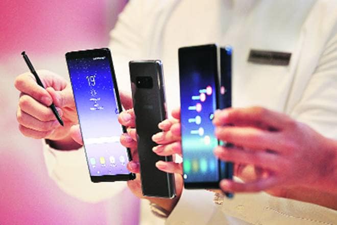 Google Pixel 2, Honor 9, Huawei Honor 9, Pixel 2, Pixel 2 XL, Xiaomi, Xiaomi India, Xiaomi Mi Mix 2, Mi Mix 2, diwali offers on mobiles 2017, Diwali sale, OnePlus 5, Moto E4 Plus, Samsung Galaxy J3 Pro, diwali offers, diwali offers on mobiles, diwali mobile, diwali smartphones, diwali sale on mobiles, diwali 2017, nokia 8, Motorola Moto X4