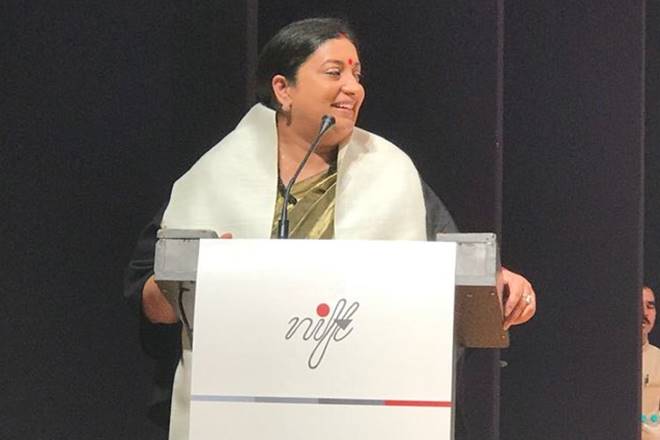smriti irani, smriti irani rahul gandhi, smriti irani attack rahul gandhi, irani attacks raga, jay amit shah, congress, gujarat elections
