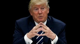 Donald Trump, Sarah Huckabee Sanders, Donald Trump, White House, White House Press, 