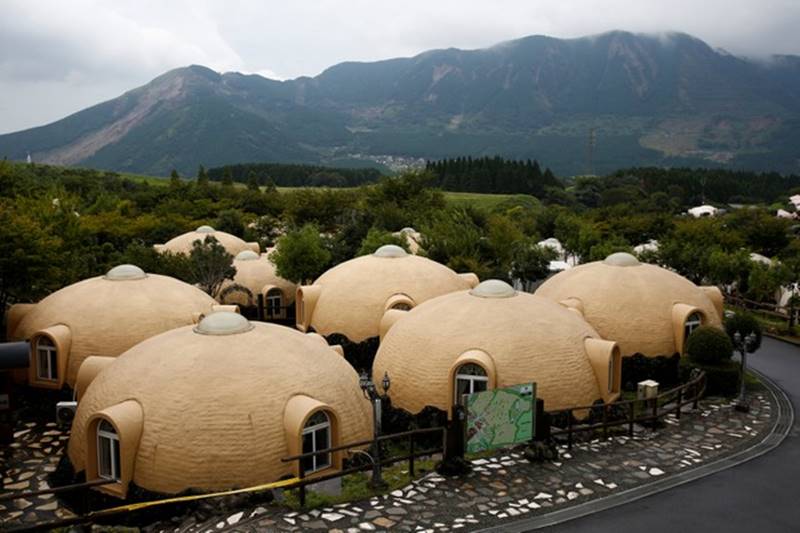 japan, earthquake, earthquake-resistant, dome houses, earthquake-resistant dome houses, asia, Aso Farm Land Kumamoto Prefecture