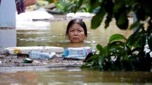 Typhoon Damrey, Typhoon, Damrey, Vietnam, storm, floods, powerful typhoon, typhoon damrey hits vietnam, vietnam hit by Typhoon Damrey, flooding, Asia-Pacific summit, economic summit, death toll