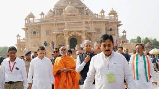 Rahul Gandhi in Gujarat, Rahul Gandhi in Gujarat live, Rahul Gandhi Gujarat visit, Akshardham Temple, Congress vice president, Congress, Rahul Gandhi, sonia gandhi, Rahul Gandhi, rahul three day visit, Saurashtra, Gabbar Singh Tax, BJP,Narendra modi, gujarat visit