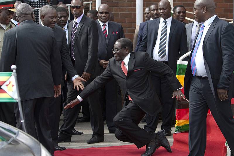 Zimbabwe crisis, Zimbabwe military coup, Zimbabwe, Zimbabwe president Robert Mugabe, Robert Mugabe, Grace Mugabe, Zimbabwe military, Zimbabwe army, Zimbabwe politics
