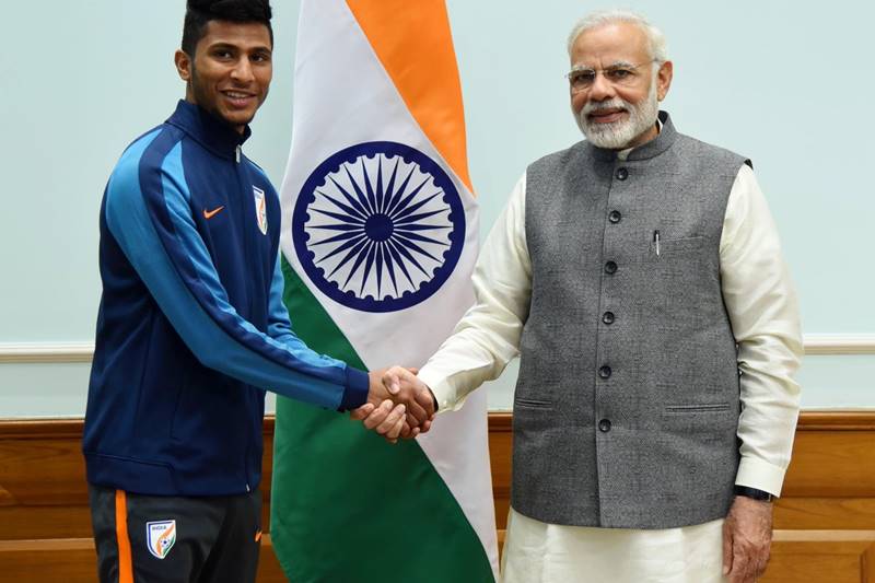 modi, pm modi, pm narendra modi, narendra modi, FIFA U-17 World Cup, football, football players, footballers, FIFA, india, game, players, young players, sports, sports india, sports pics, sports news