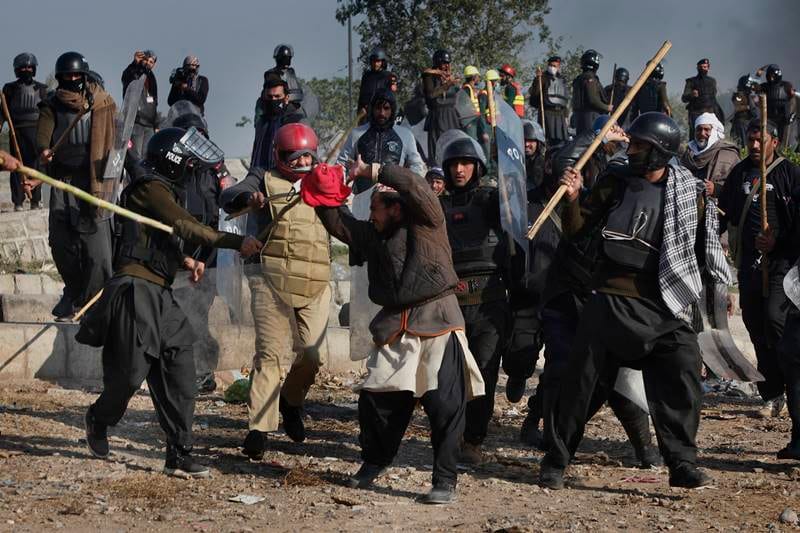 islamabad, islamabad sit in, islamabad dharna, islamabad operation, islamabad protest, islamabad clash, pakistan clash, pakistan news, pakistan media, world news
