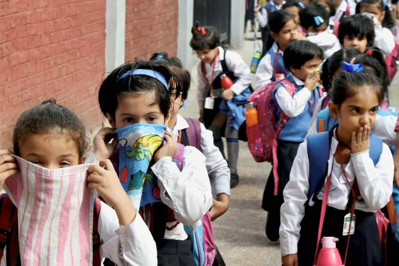 Delhi air pollution Live Updates, delhi air pollution, pollution in delhi, delhi pollution in delhi ncr, delhi, cm arvind kejriwal, manish sisodia, aap, delhi cm arvind kejriwal, haryana, punjab, pollution