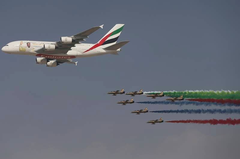 dubai air show, dubai, Emirates, Boeing, Airbus, aircraft, A380, airplane, plane, fighter jets, drones, armored vehicles, missiles, airlines, dubai photos, dubai air show photos, dubai air show images