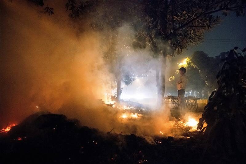 Delhi air pollution Live Updates, delhi air pollution, pollution in delhi, delhi pollution in delhi ncr, delhi, cm arvind kejriwal, manish sisodia, aap, delhi cm arvind kejriwal, haryana, punjab, pollution