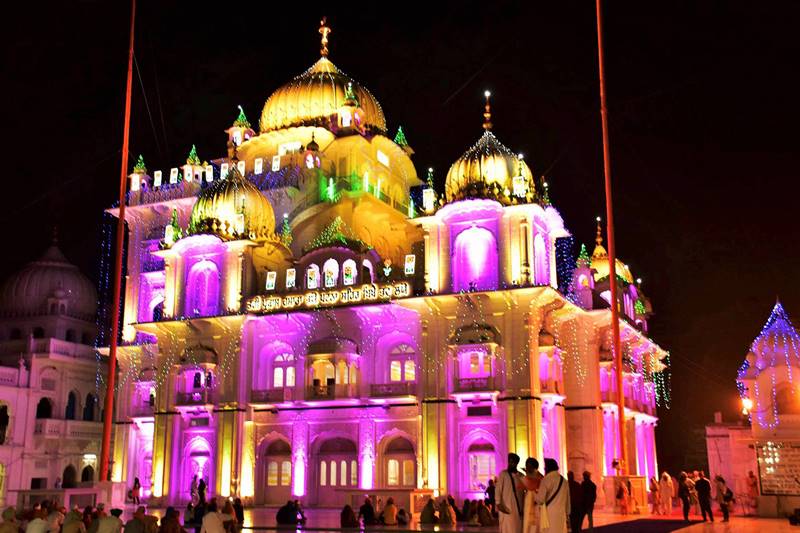 guru nanak jayanti, guru nanak jayanti 2017, guru nanak jayanti celebrations, guru nanak jayanti rituals, guru nanak jayanti gatka, guru nanak jayanti gurudwara, guru nanak jayanti india, guru nanak jayanti news, about guru nanak jayanti, guru nanak jayanti kritan, guru nanak jayanti nagar kirtan, guru nanak jayanti katha, guru nanak jayanti langar, Pakistan India Sikh, sikh, sikhs in india, guru nanak dev