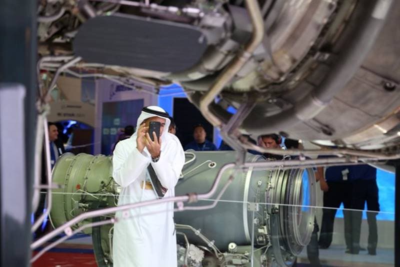 dubai air show, dubai, Emirates, Boeing, Airbus, aircraft, A380, airplane, plane, fighter jets, drones, armored vehicles, missiles, airlines, dubai photos, dubai air show photos, dubai air show images