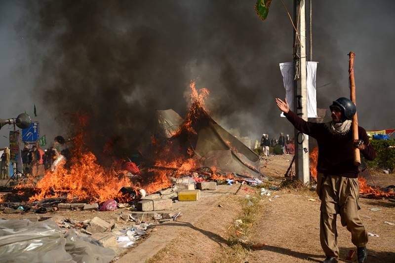 islamabad, islamabad sit in, islamabad dharna, islamabad operation, islamabad protest, islamabad clash, pakistan clash, pakistan news, pakistan media, world news