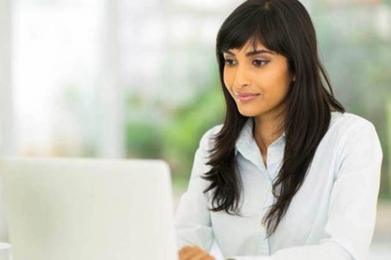 3) RBI Office Attendant Recruitment 2017: RBI Office Attendant Recruitment 2017 application forms are now available at the official website of Reserve Bank of India – rbi.org.in. The application process to fill in 526 OA posts has already begun and as per the official notification released on November 17 by RBI, the recruitment process to hire the Office Attendants for various offices of RBI will include an Online Test which will be followed by a Language Proficiency Test. The online test ID likely to be conducted in December 2017 or January 2018. The exact date of the examination will be announced by RBI on its official website. The candidates willing to take the examination will have to pay the application form fee online by December 7, 2017. (IE)
