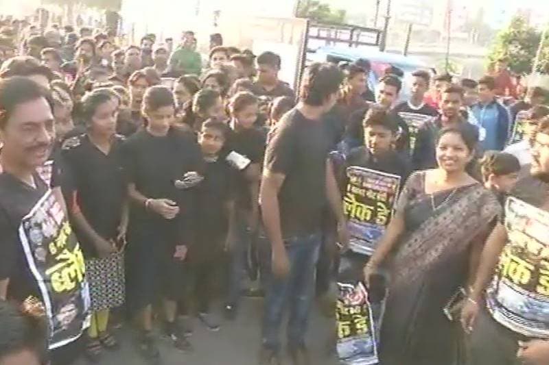 demonetisation anniversary, demonetisation anniversary live, note ban anniversary, note ban one year, 2016 india bank notes, bharatiya janata party, 2016 india bank notes demonetisation, demonetisation one year live, demonetisation india, demonetisation in india, demonetisation meaning, indian demonetisation, narendra modi. pm modi, rahul gandhi, bjp, congress, amit shah, manmohan singh, gujarat polls, himachal polls, gujarat polls dates, himachal election dates, mamata banerjee, gst, gst full form, modi video, modi speech, modi November 8 video, November 8, arun jaitley, rs 500, rs 1000, black day, anti-black money day