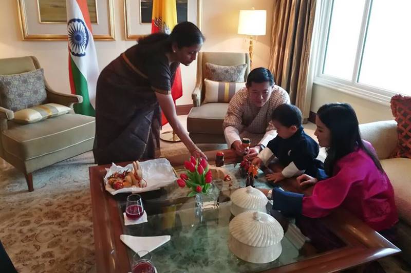 bhutan king, pm narendra modi, pm modi, modi, Jigme Khesar Namgyel Wangchuck, Jetsun Pema Wangchuck, Jigme Namgyel Wangchuck, FIFA U-17 World Cup, bhutan king meets pm modi