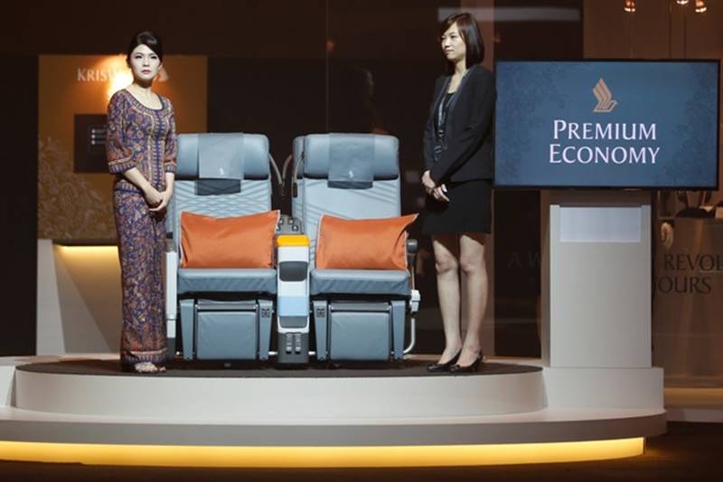 singapore airlines, Airbus A380, first class suites, luxurious suites, economy class, premium airlines, Etihad Airways, Emirates, A380s, first class seats