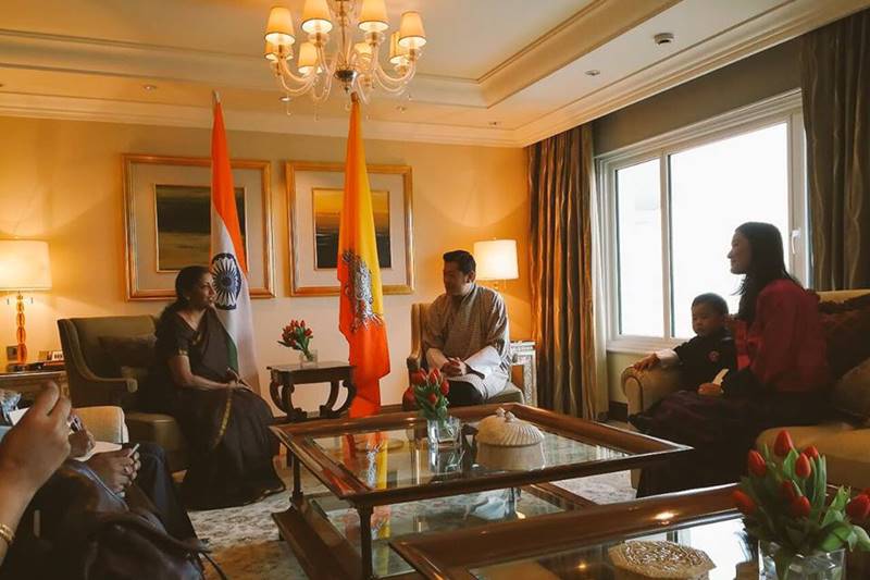 bhutan king, pm narendra modi, pm modi, modi, Jigme Khesar Namgyel Wangchuck, Jetsun Pema Wangchuck, Jigme Namgyel Wangchuck, FIFA U-17 World Cup, bhutan king meets pm modi