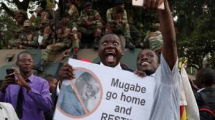 robert mugabe, robert mugabe resigns, Zimbabwe, Zimbabwe celebrates, south africa, mugabe, mugabe life, mugabe wife, mugabe rule, mugabe rule ends, zimbabwe latest news