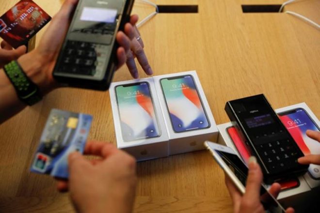 Apple iPhone X price in India offers available on Flipkart amazon jio airtel
