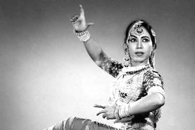 Sitara Devi, Kathak, kathak dancer, legendary Kathak dancer, Google, Google doodle, Bollywood, birth anniversary, entertinment Sitara Devi, Kathak, kathak dancer, legendary Kathak dancer, Google, Google doodle, Bollywood, birth anniversary, entertinment