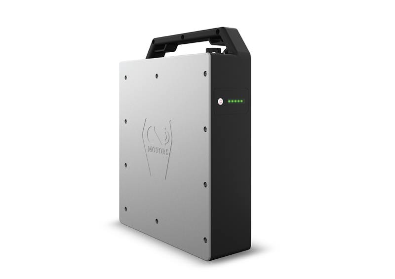 Twenty Two Motors have developed perfect battery solution for meeting competetive demand of range and performance in Indian climate. Advanced Lithium ion pack manages heat efficiently through our patent applied technology to promise performance with safety and long life. The battery gives a range of 80 kms and the top-end variants will feature dual batteries.