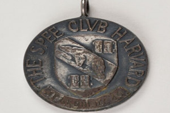 bronze medallion, John F Kennedy, Harvard University, Harvard Crimson bronze medallion, auction of Harvard Crimson bronze medallion