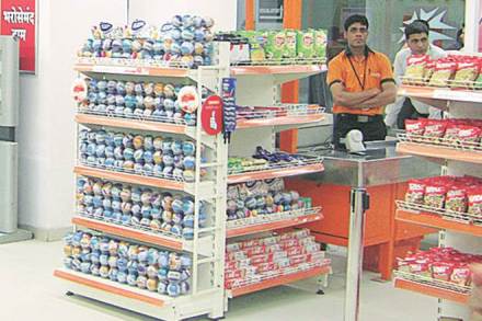 Dhariwal, CESC stock rating, Motilal Oswal, demerger to unlock value, flexible coal scheme, Coal India, merchant market