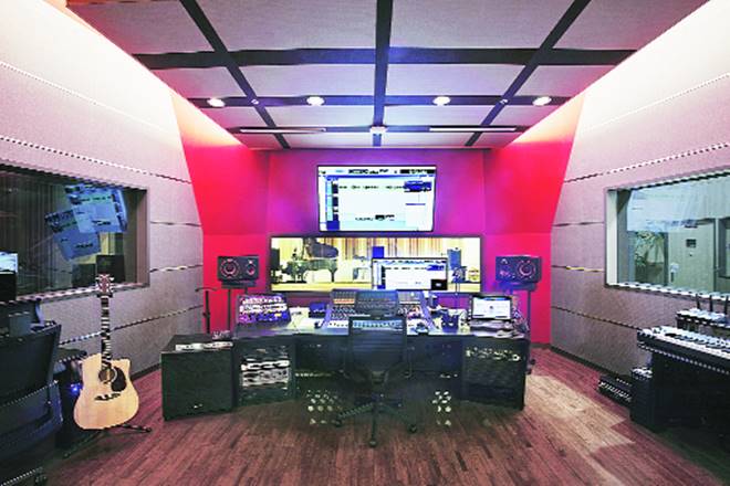 Smartphones, Life, Samsung grand audio lab, ringtones